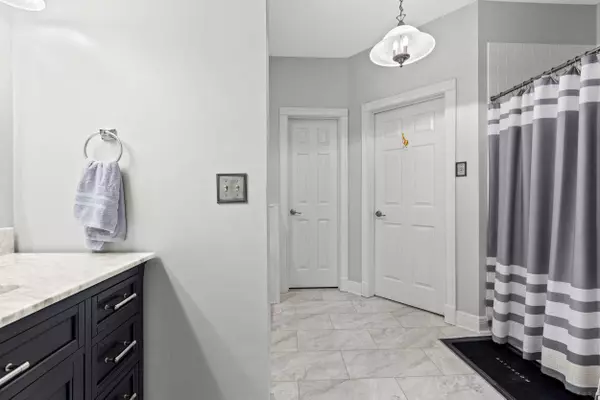 909 Medley DR, Richmond, KY 40475