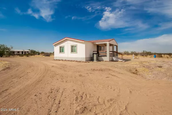 50858 W BITTER ROOT Road, Maricopa, AZ 85139