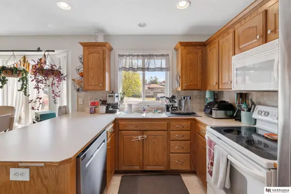 13204 S 35th Avenue Circle, Bellevue, NE 68123