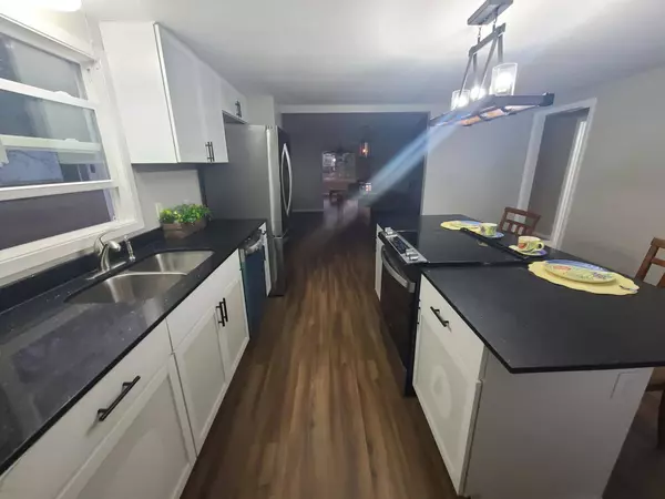 25 4th ST, Pepin, WI 54759