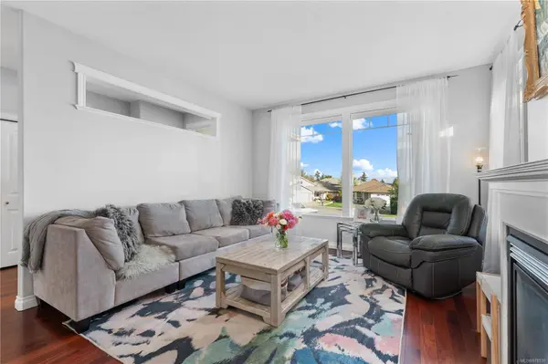 514 Ballou Pl, Ladysmith, BC V9G 2C7