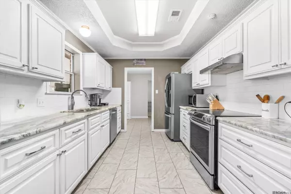 40143 AUTUMN BREEZE AVE, Prairieville, LA 70769