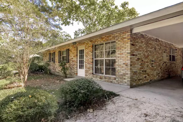 2987 CARMEN DR, Baton Rouge, LA 70809