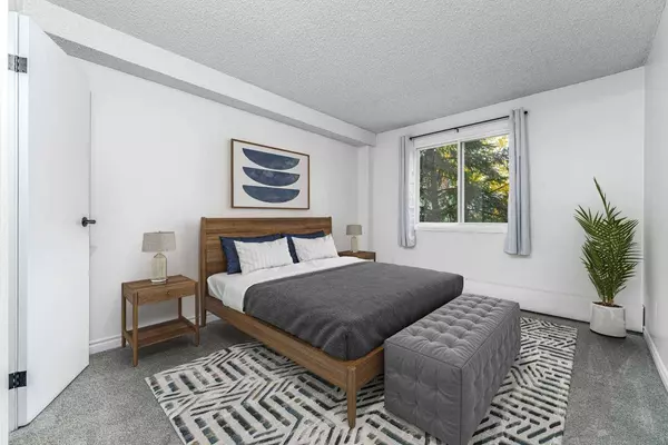 315 Southampton DR SW #7103, Calgary, AB T2W 2T6