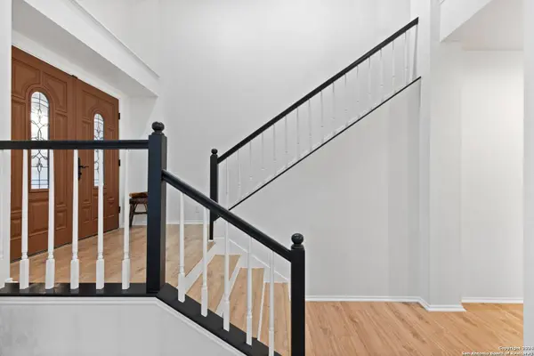 15902 Mission Ridge, San Antonio, TX 78232