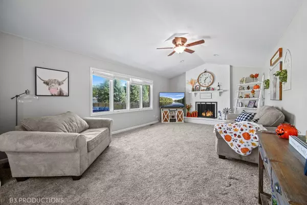 3514 Edgecreek Court, New Lenox, IL 60451