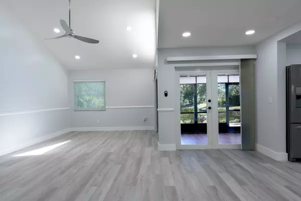 20990 Estada LN, Boca Raton, FL 33433