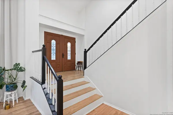 15902 Mission Ridge, San Antonio, TX 78232