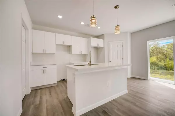 166 FREMONT AVE S, Lehigh Acres, FL 33974