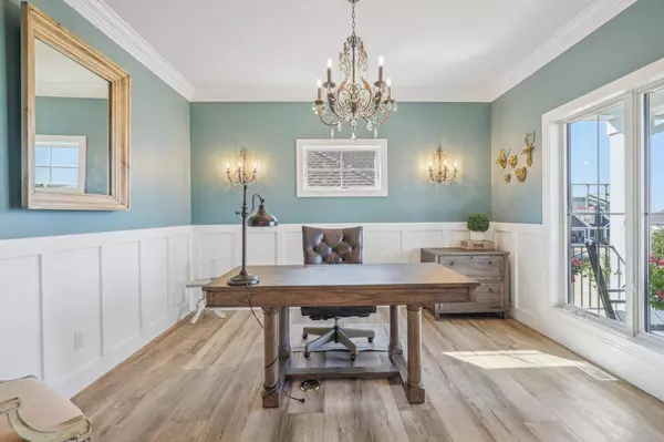 2410 Kilarney Way, Waunakee, WI 53597