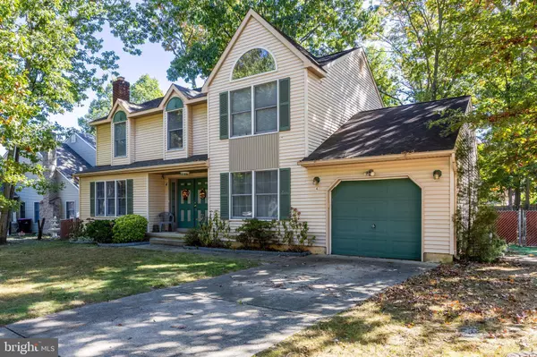 4 COOPER SKILL DR, Sicklerville, NJ 08081