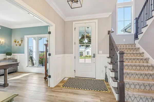 2410 Kilarney Way, Waunakee, WI 53597