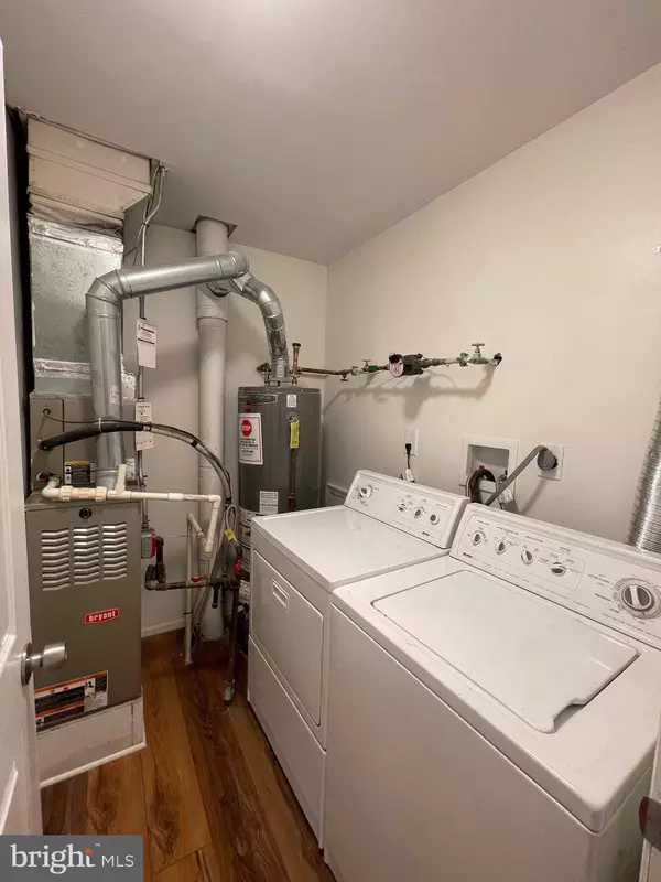 256-B EVERLY CT, Mount Laurel, NJ 08054