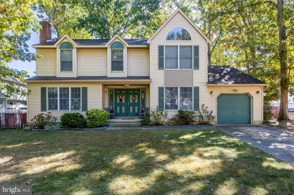 4 COOPER SKILL DR, Sicklerville, NJ 08081