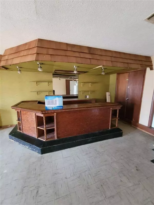 310 SW 52nd, Lawton, OK 73505-0000