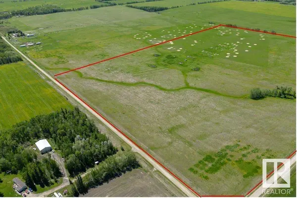 - -, Rural Yellowhead, AB T0E 2M0