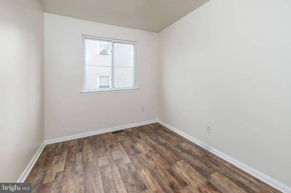 225 STATION AVE, Westville, NJ 08093