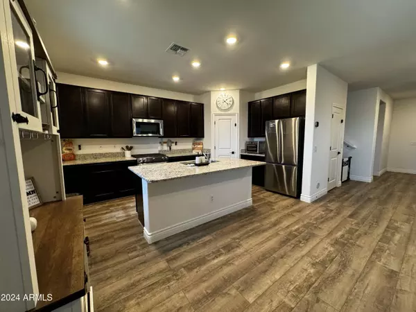 7322 S Briarwood Lane, Gilbert, AZ 85298