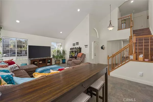 806 Mckinley ST, Los Banos, CA 93635