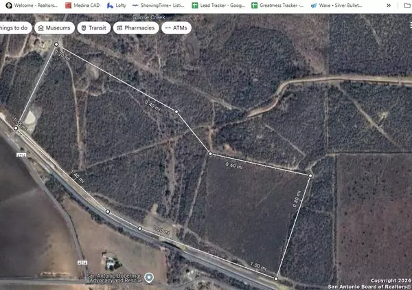 000 County Road 562, Devine, TX 78016