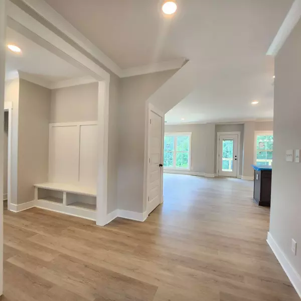 184 Sherlock Dr, Clarksville, TN 37043