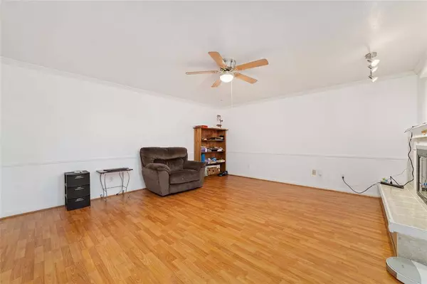 15711 Danford DR, Houston, TX 77053