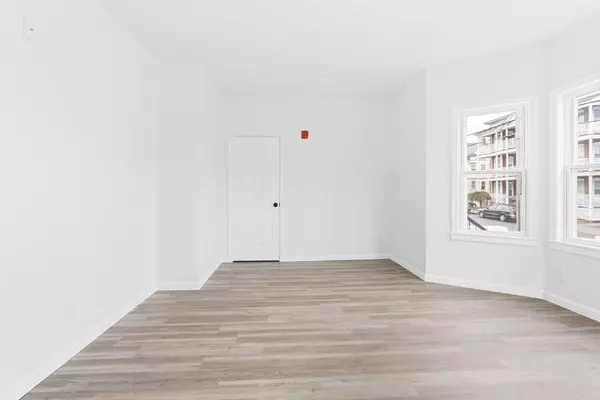 20 Graham St #1, Gardner, MA 01440