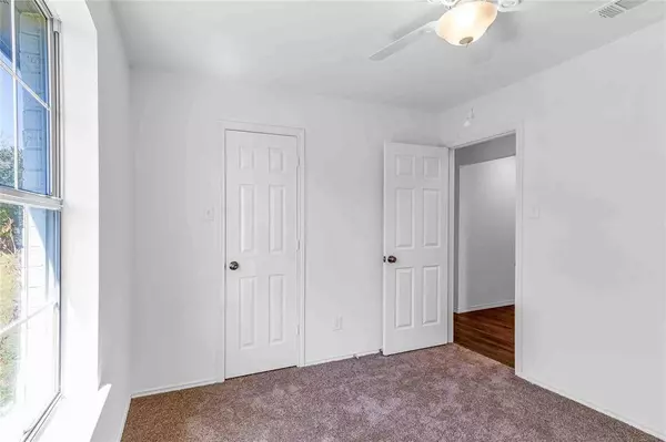 407 Phillips Circle, Kaufman, TX 75142