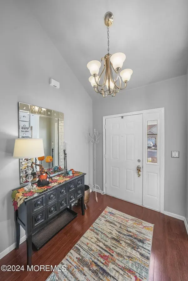 30 Silver Maple Lane, Howell, NJ 07731