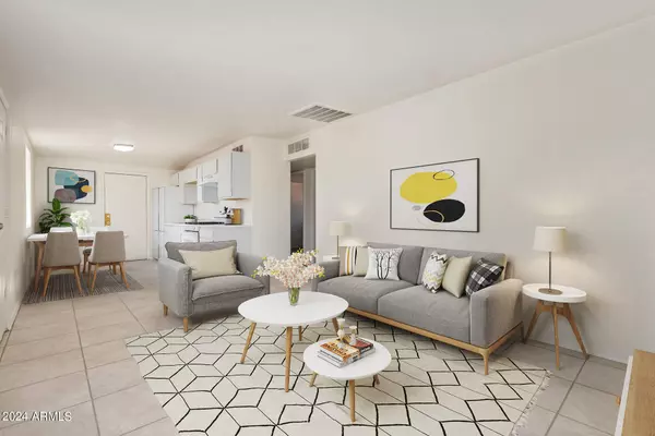 6420 W MITCHELL Drive, Phoenix, AZ 85033