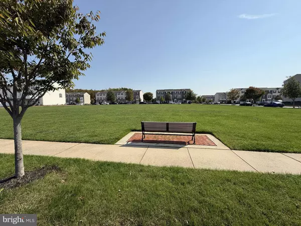 58 VILLAGE GREEN LN, Sicklerville, NJ 08081