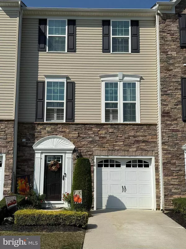 58 VILLAGE GREEN LN, Sicklerville, NJ 08081