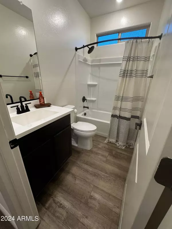 7322 S Briarwood Lane, Gilbert, AZ 85298