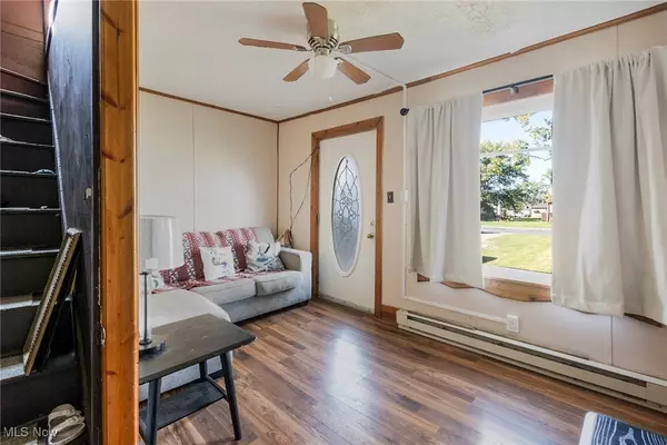 577 Belvedere AVE NE, Warren, OH 44483