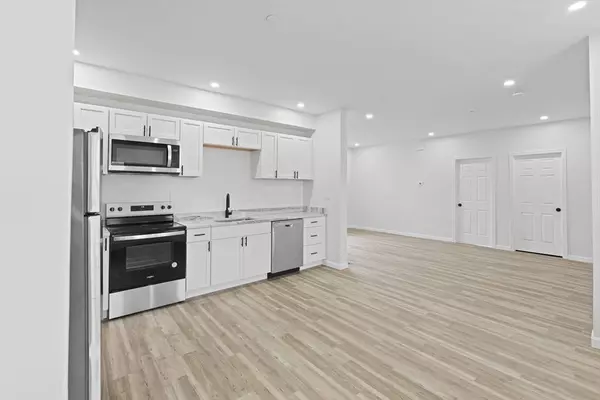 20 Graham St #1, Gardner, MA 01440