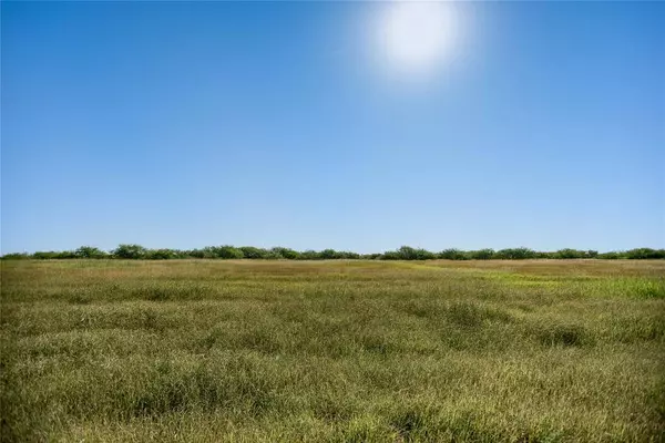 3041 Camp Hulen DR, Palacios, TX 77465