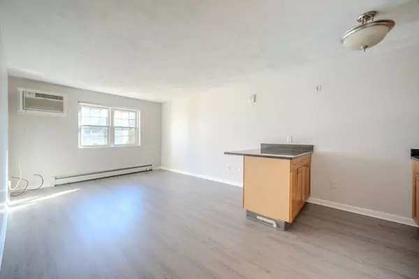 6 Kenmar Dr #6, Billerica, MA 01821