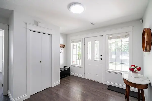 6074 188 ST, Surrey, BC V3S 7V9