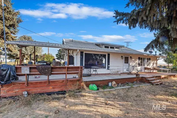 4840 Austrian Settlement Rd, Homedale, ID 83628-3611