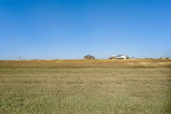 3041 Camp Hulen DR, Palacios, TX 77465