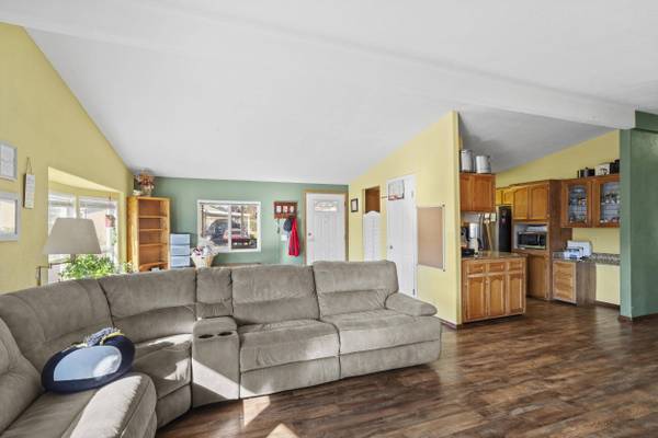 1570 Peach ST #SPC 90, Medford, OR 97501