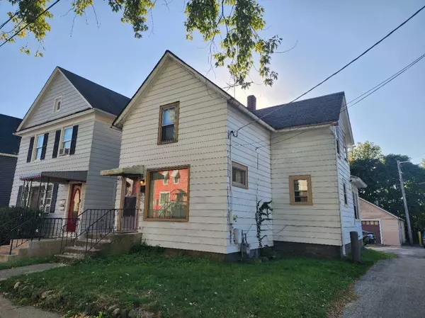 226 Sherman PL, Waukegan, IL 60085