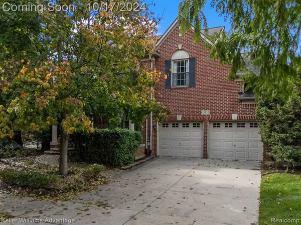 29157 Hemingway Drive, Novi, MI 48377