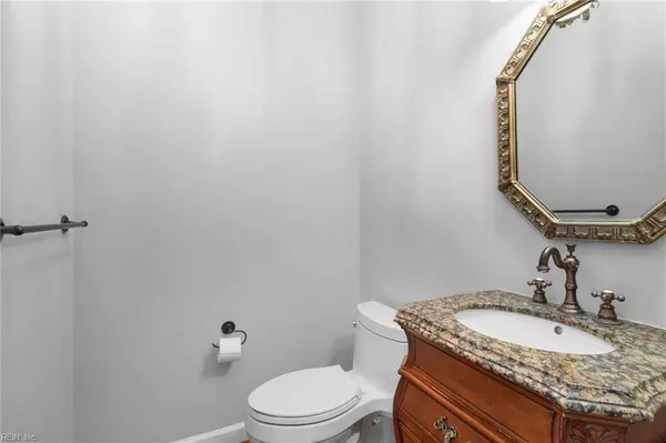 1310 Telfon CIR, Chesapeake, VA 23320