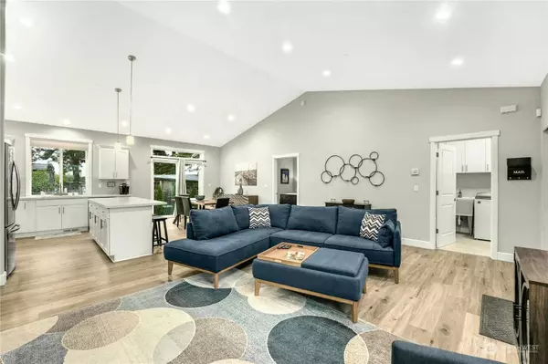 1205 E 44th ST, Tacoma, WA 98404