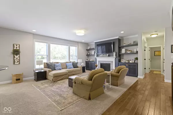 3228 Wildlife TRL, Zionsville, IN 46077