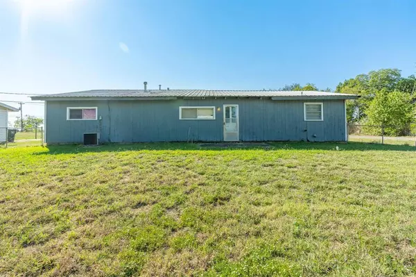 50001 Del Ra Drive, Greenville, TX 75402