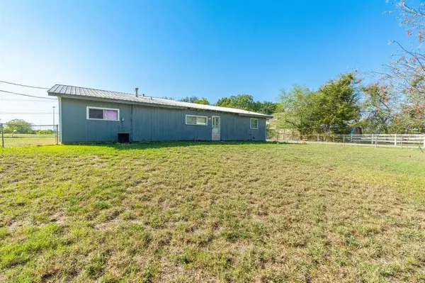 50001 Del Ra Drive, Greenville, TX 75402