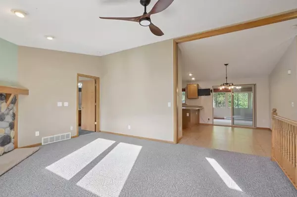 308 Savannah Trail, Pardeeville, WI 53954