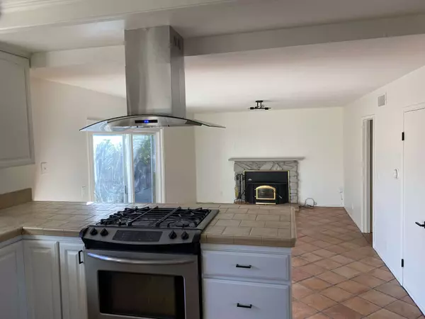 220 Beegum Way, San Jose, CA 95123-3605